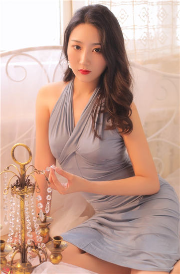 草莓丝瓜深夜释放自己